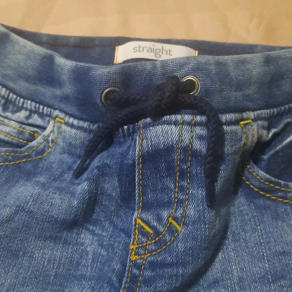 Gymboree jeans size 2T boy or girl